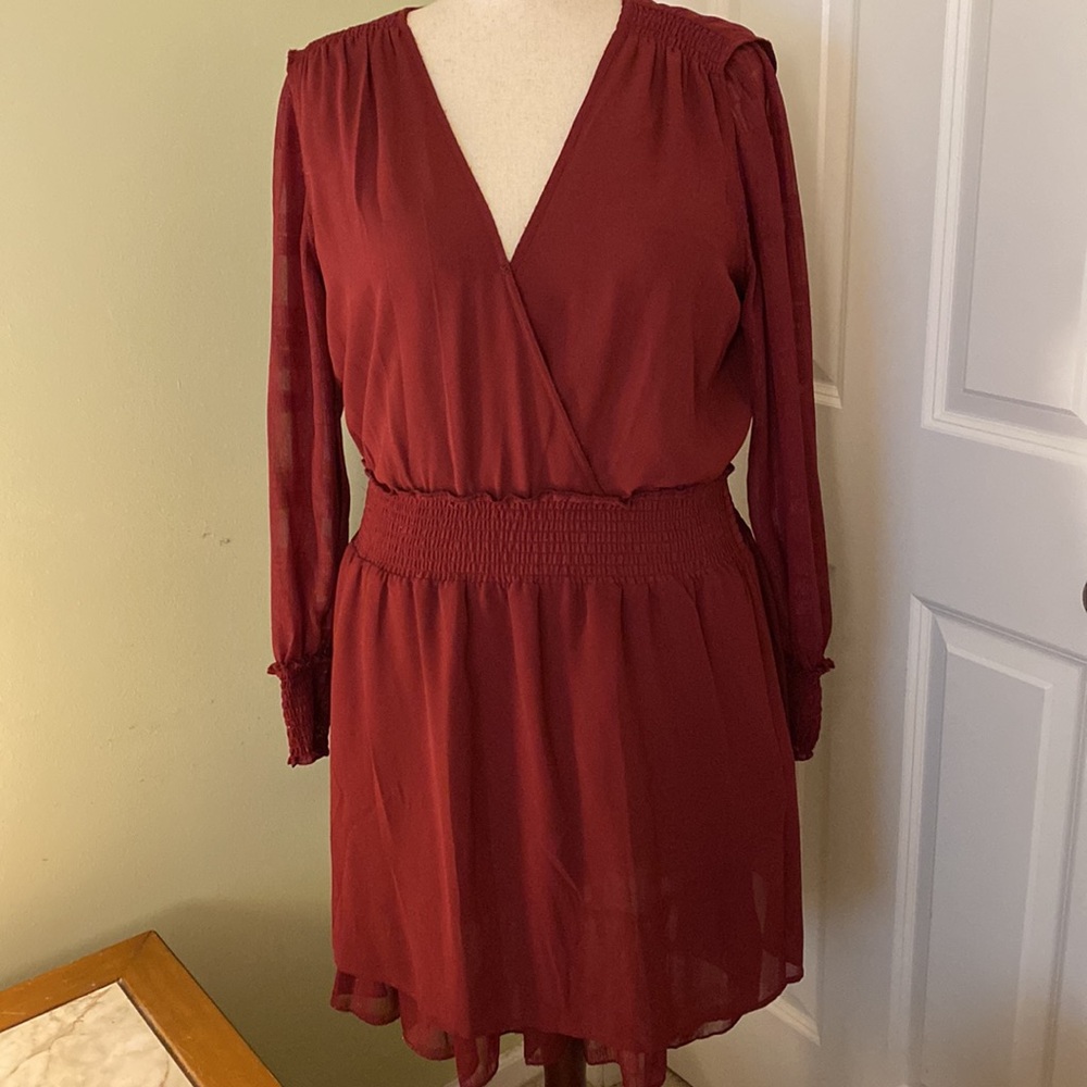 Michael Kors NWOT burgundy silver metallic ruffled long sleeve holiday dress - Picture 5 of 16